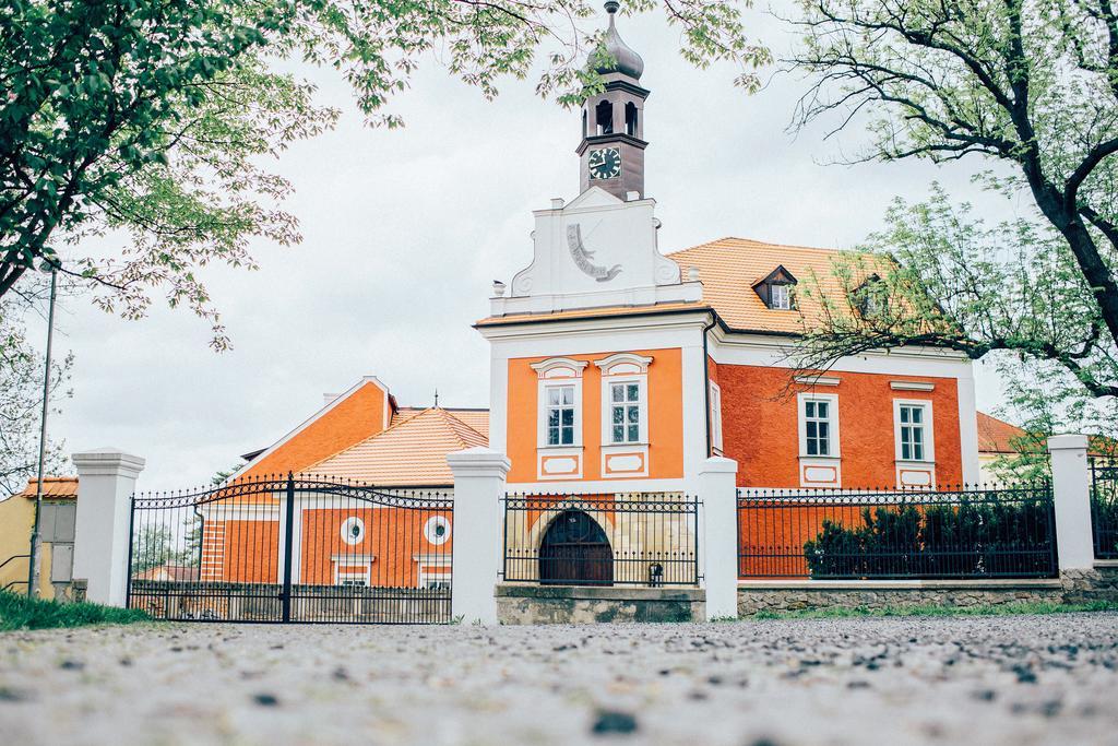 Savoia Castle Affittacamere Škvorec Esterno foto